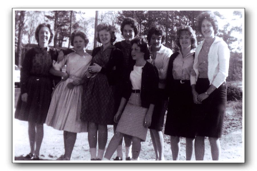 Donna, Linda, Bonnie, Angela, Sandra, Brenda, Yvonne and Gail